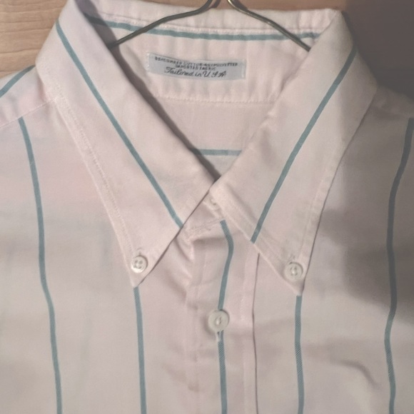 Vintage Men’s Button Down Shirt - Picture 8 of 9